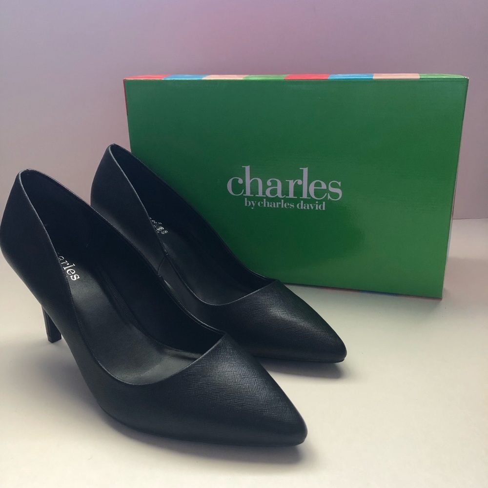 NIB Charles by Charles David Pumps